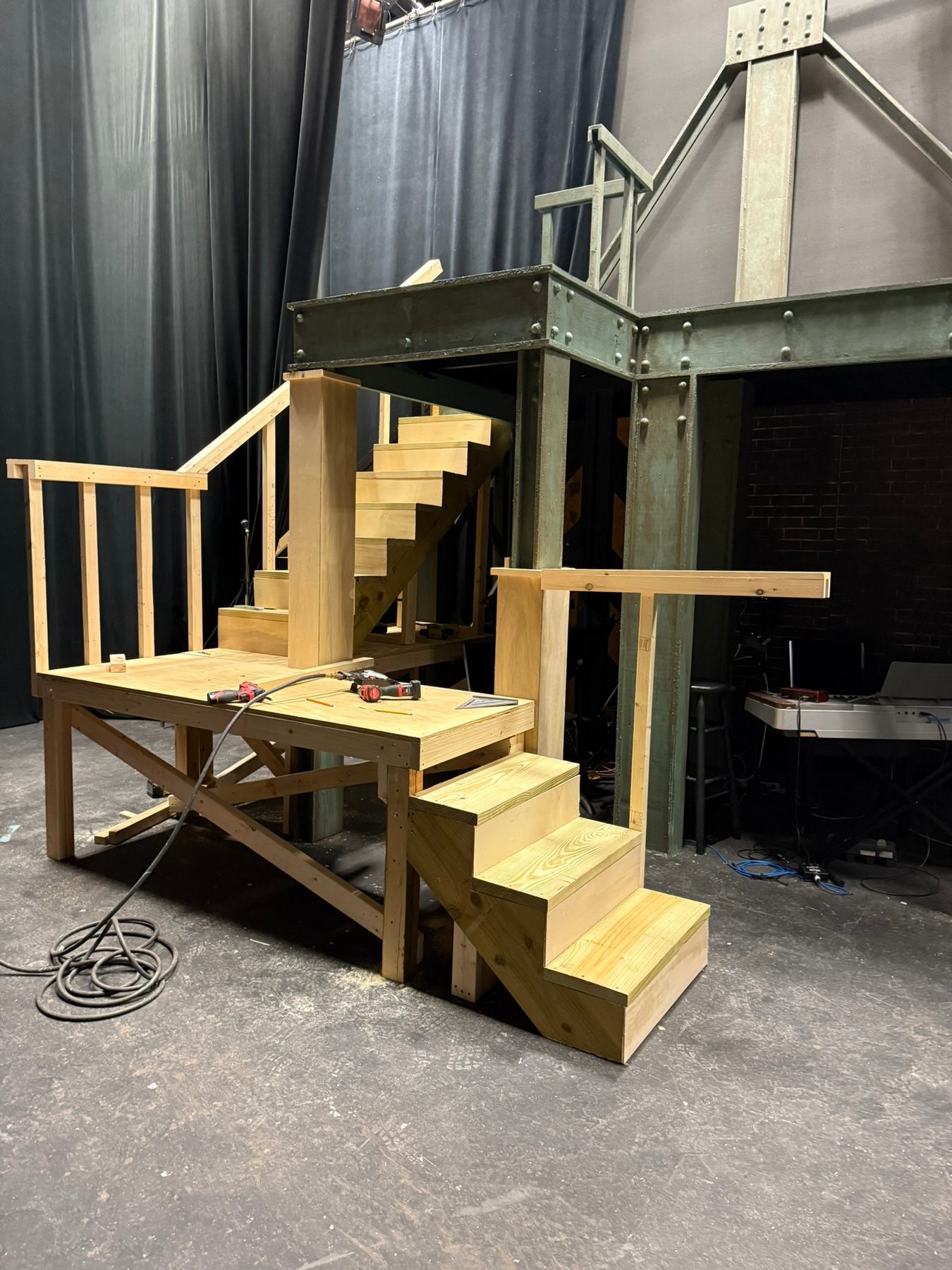 Framing a stair unit